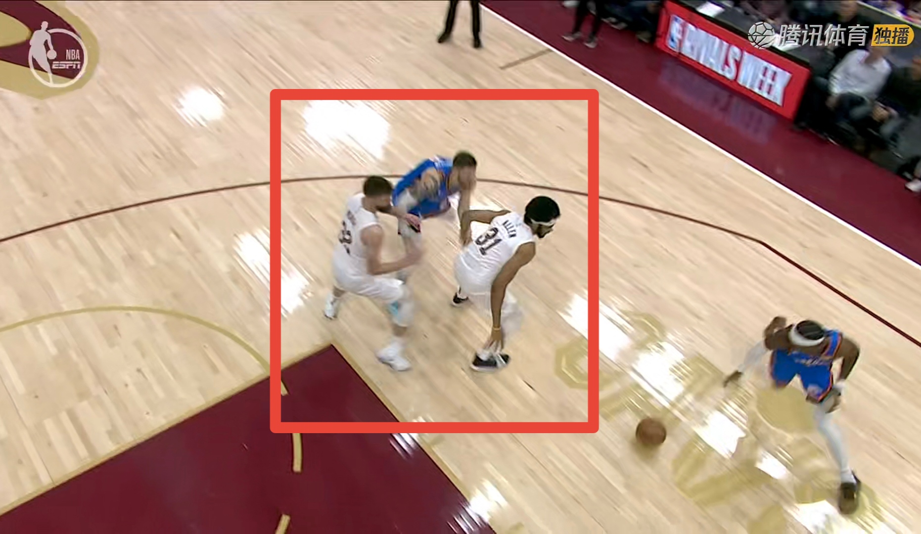 米切尔险胜三连败，掀起高潮关键表现点燃全场！