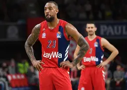  伊布赛点兑现，北京国安淘汰费内巴切晋级四强，主帅激动落泪